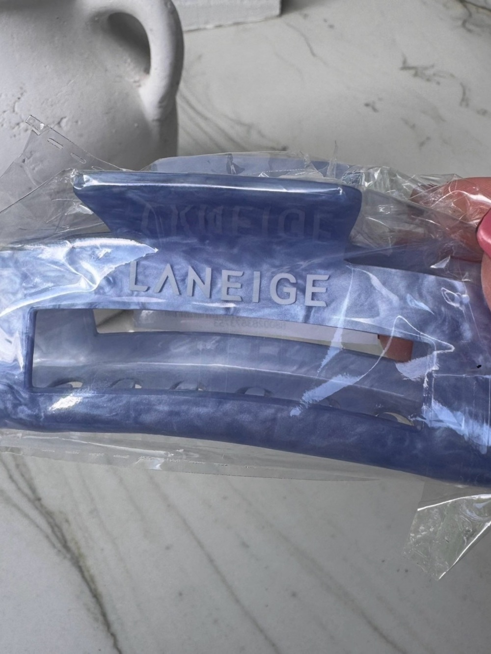 LANEIGE Marbled Navy Hair Jaw Clip